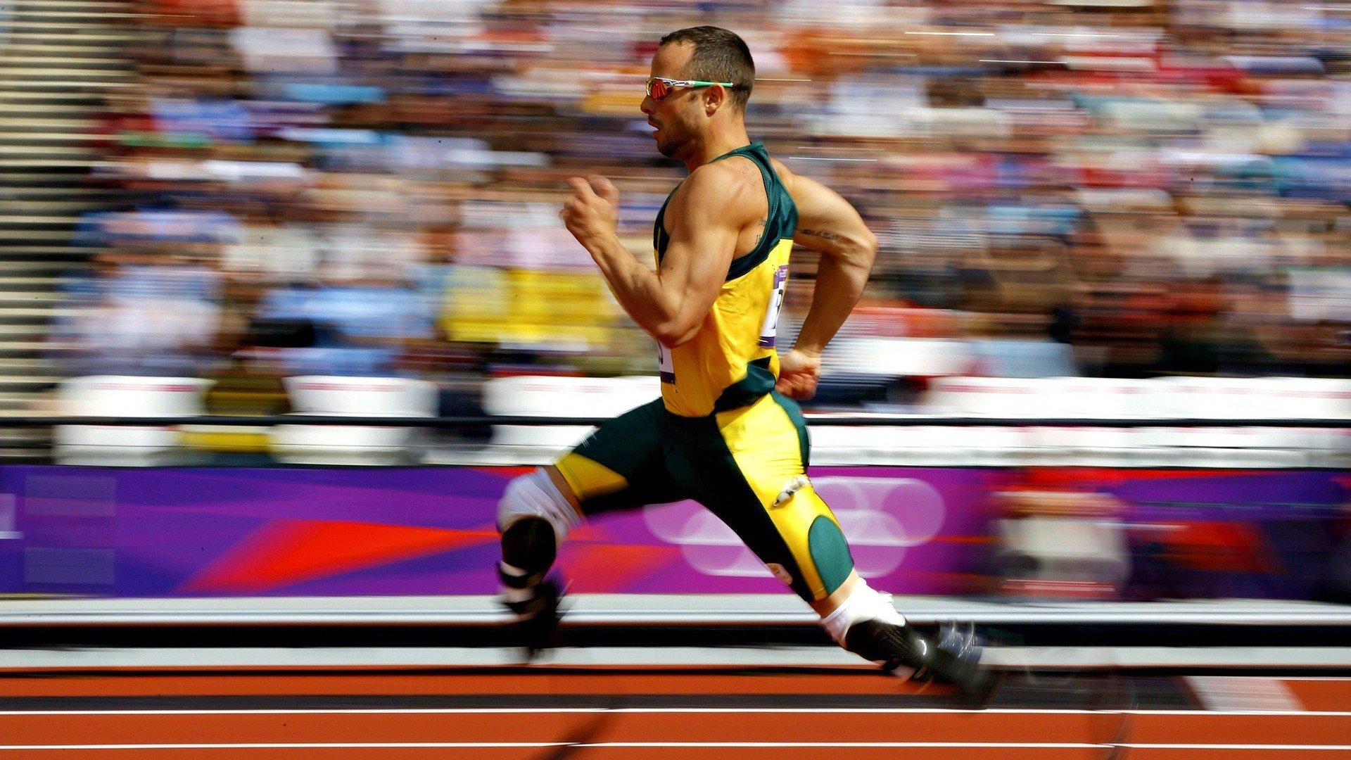 雷霆贯夜！双少特效级关键球集锦引爆全网 绝杀镜头被球迷封为「宇宙心脏」